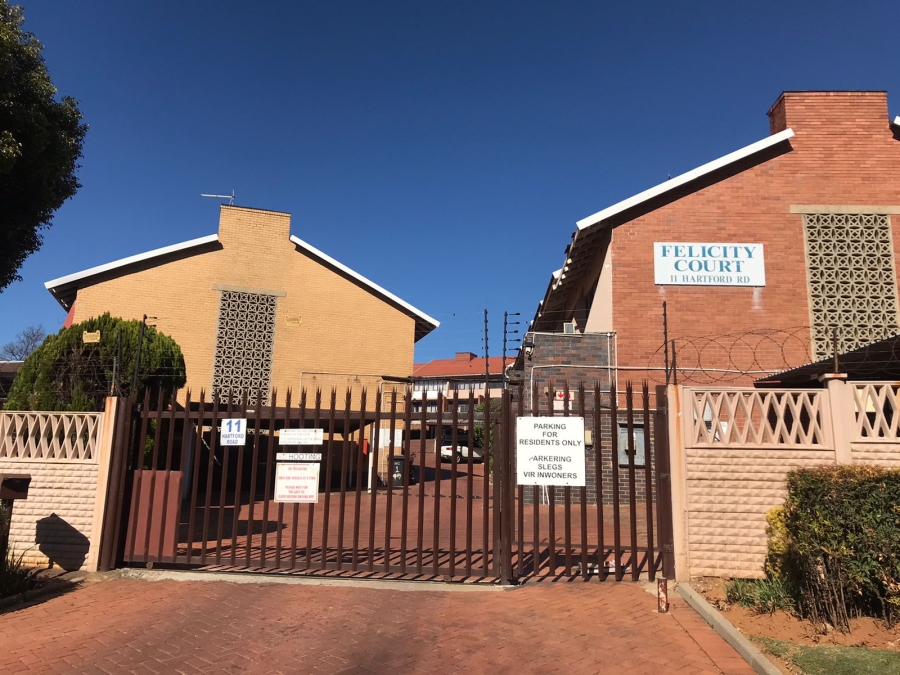 2 Bedroom Property for Sale in Silverfields Gauteng