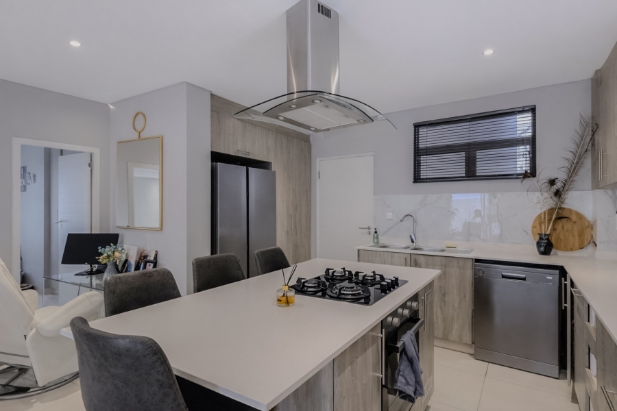 3 Bedroom Property for Sale in Broadacres Gauteng