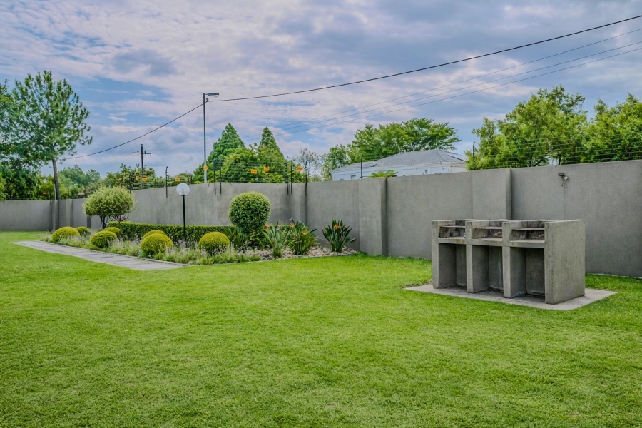 3 Bedroom Property for Sale in Broadacres Gauteng