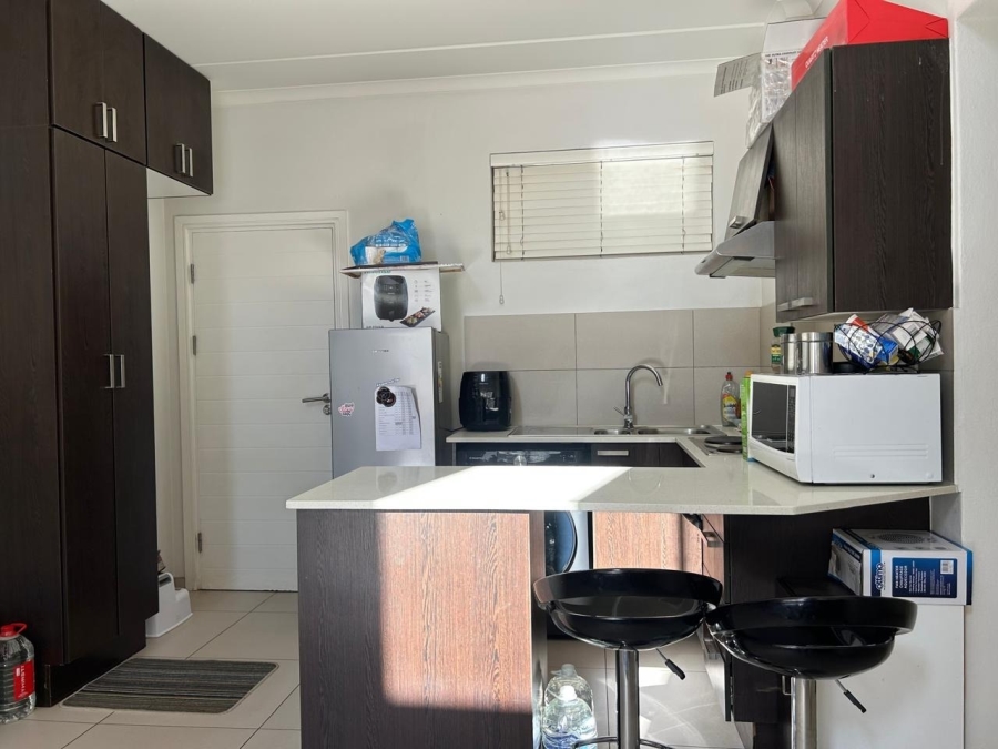 1 Bedroom Property for Sale in Fourways Gauteng
