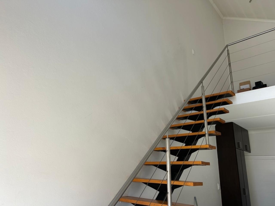 1 Bedroom Property for Sale in Fourways Gauteng