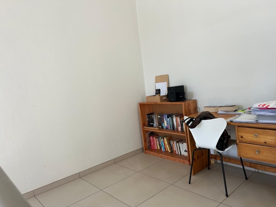 1 Bedroom Property for Sale in Fourways Gauteng