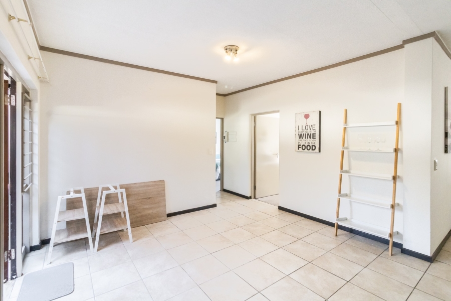 2 Bedroom Property for Sale in Lonehill Gauteng