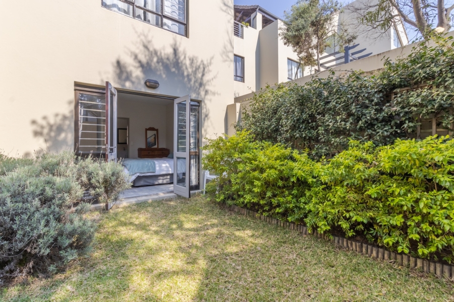 2 Bedroom Property for Sale in Lonehill Gauteng
