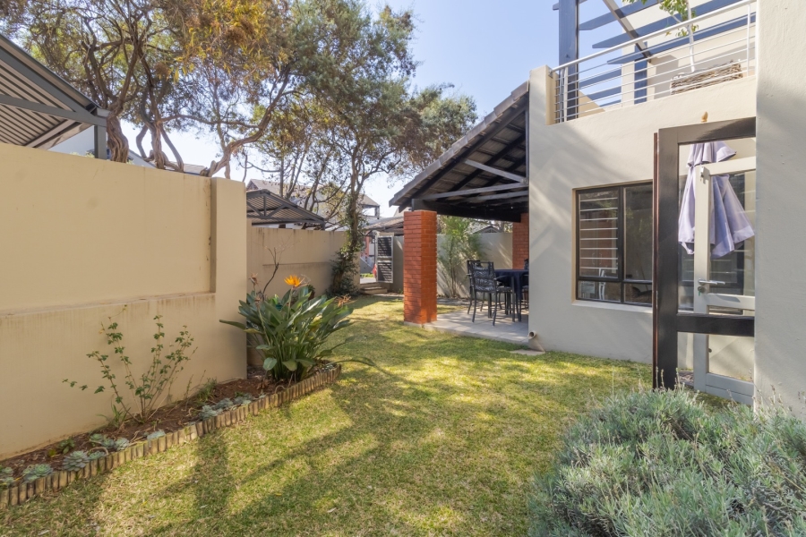 2 Bedroom Property for Sale in Lonehill Gauteng