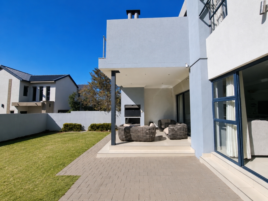 3 Bedroom Property for Sale in Louwlardia Gauteng