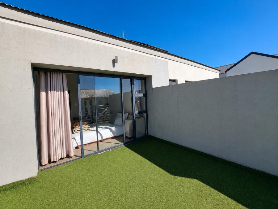 3 Bedroom Property for Sale in Louwlardia Gauteng