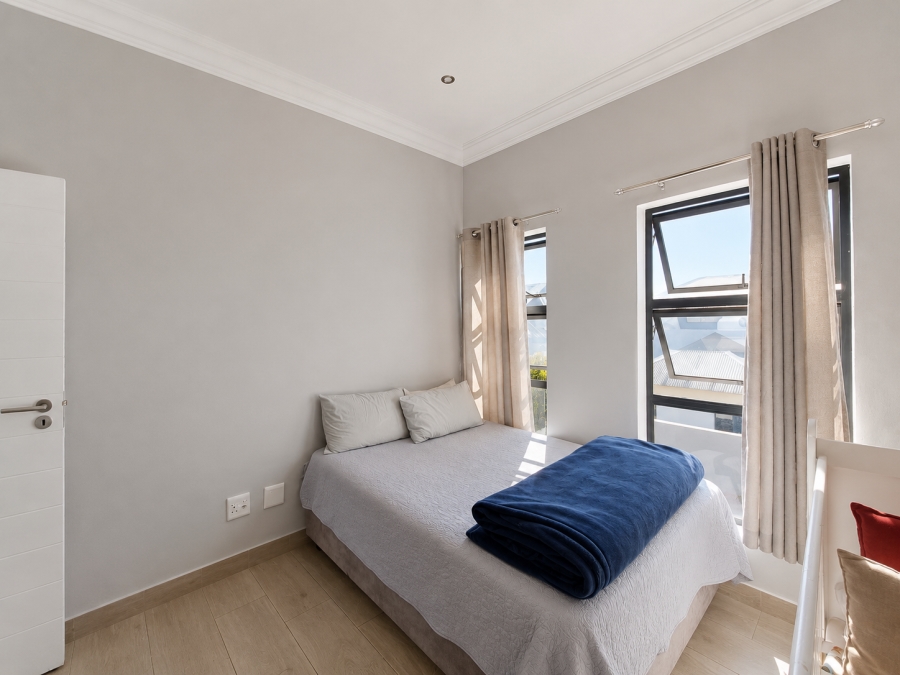 3 Bedroom Property for Sale in Louwlardia Gauteng