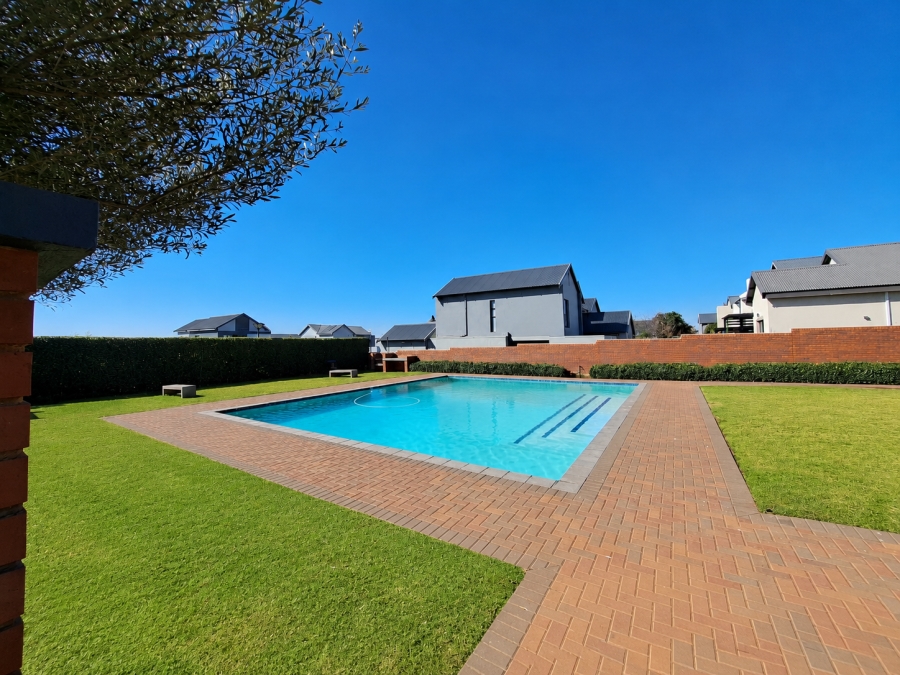 3 Bedroom Property for Sale in Louwlardia Gauteng