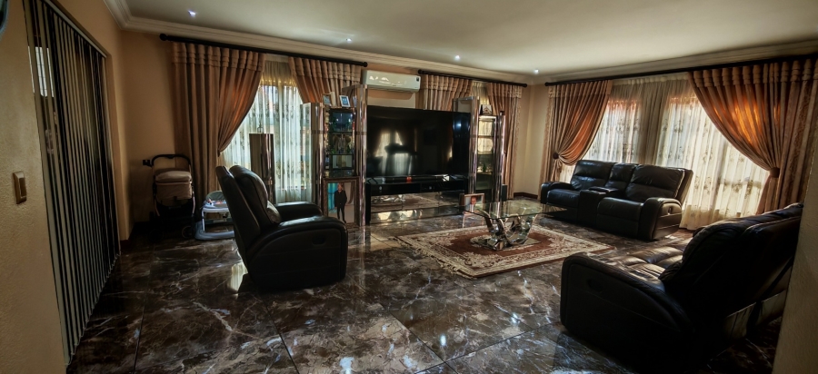 3 Bedroom Property for Sale in New Market Park Gauteng