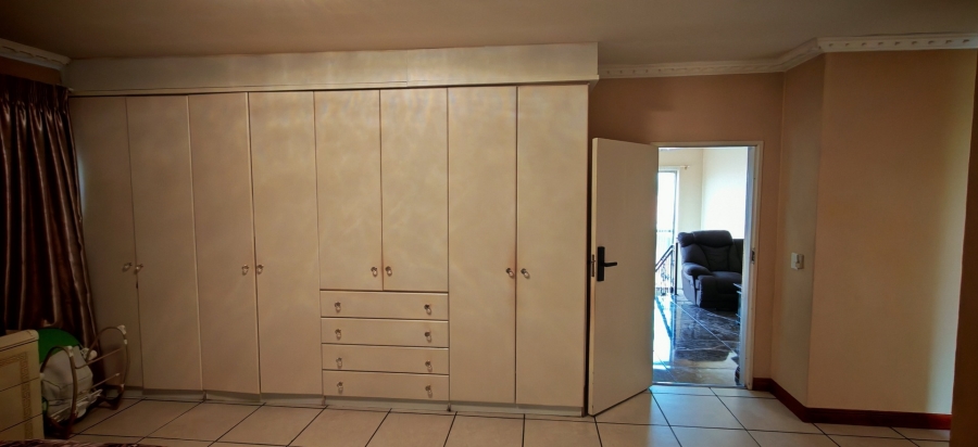 3 Bedroom Property for Sale in New Market Park Gauteng