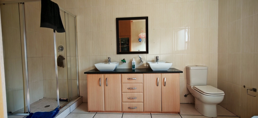 3 Bedroom Property for Sale in New Market Park Gauteng