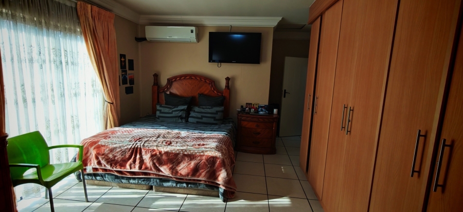 3 Bedroom Property for Sale in New Market Park Gauteng