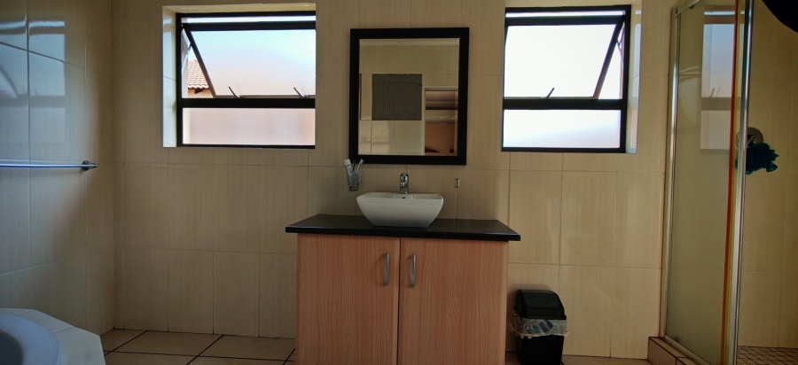 3 Bedroom Property for Sale in New Market Park Gauteng