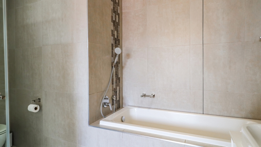 2 Bedroom Property for Sale in Morningside Gauteng