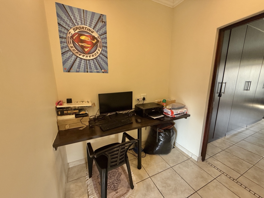 3 Bedroom Property for Sale in Pretorius Park Gauteng
