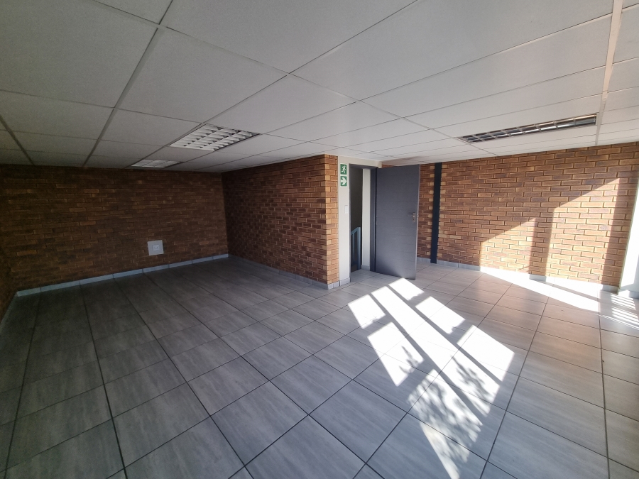 To Let Commercial Property for Rent in Hennopspark Gauteng