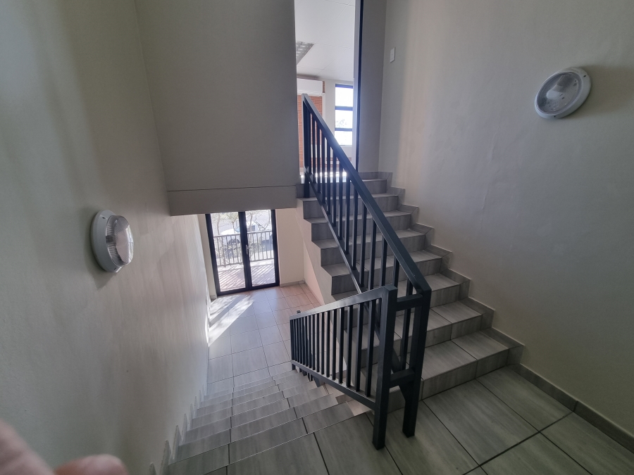 To Let Commercial Property for Rent in Hennopspark Gauteng