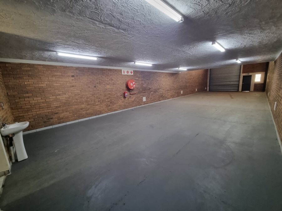 To Let Commercial Property for Rent in Hennopspark Gauteng
