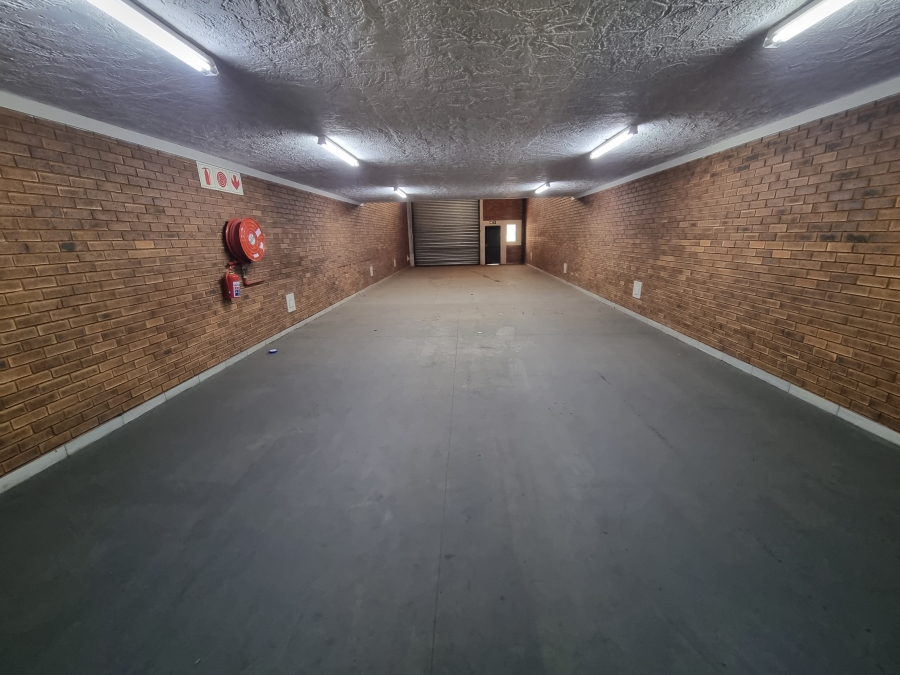 To Let Commercial Property for Rent in Hennopspark Gauteng