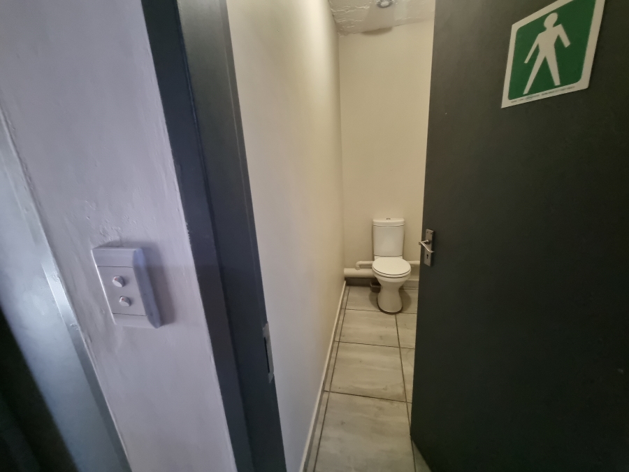 To Let Commercial Property for Rent in Hennopspark Gauteng