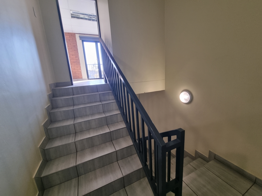 To Let Commercial Property for Rent in Hennopspark Gauteng
