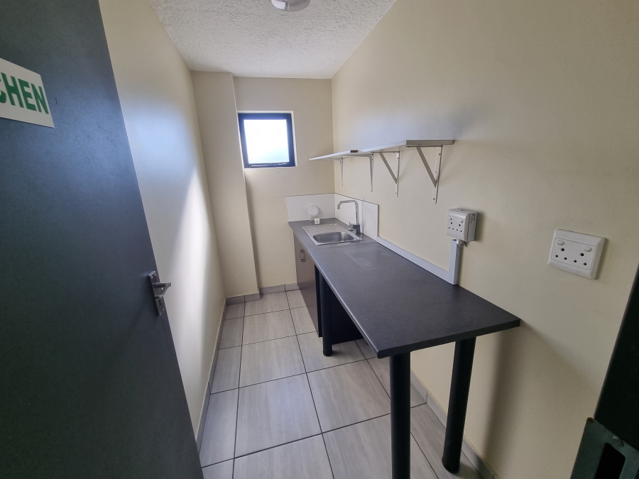 To Let Commercial Property for Rent in Hennopspark Gauteng