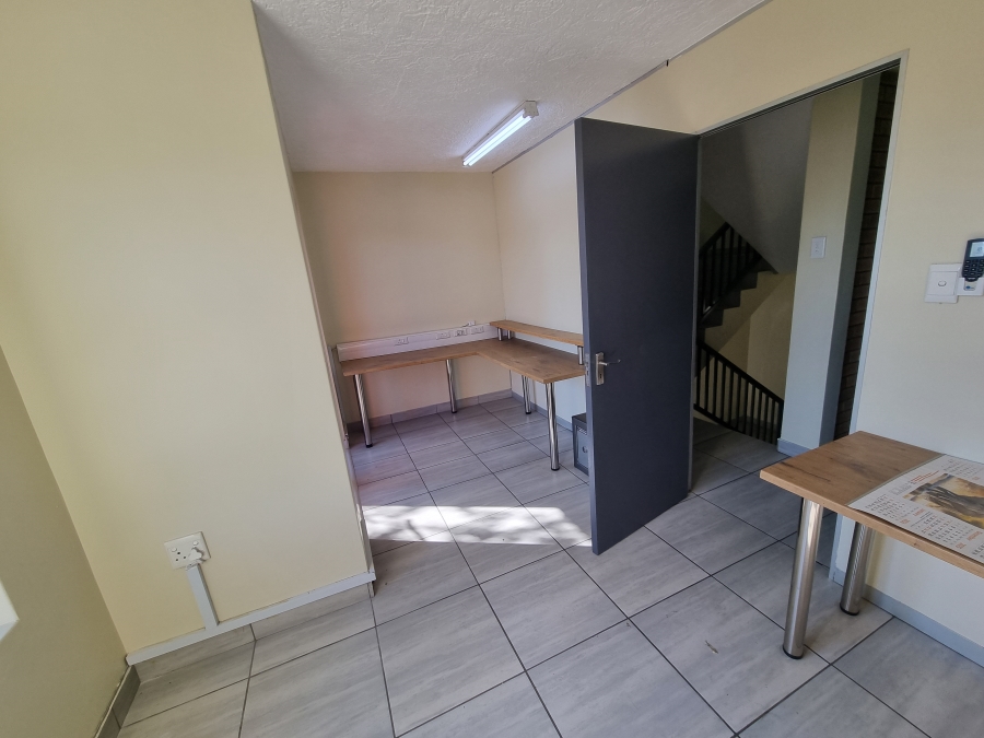 To Let Commercial Property for Rent in Hennopspark Gauteng