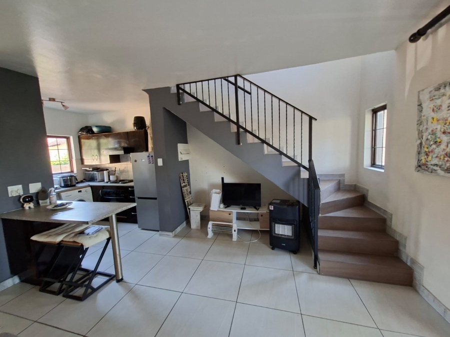2 Bedroom Property for Sale in Carlswald Gauteng