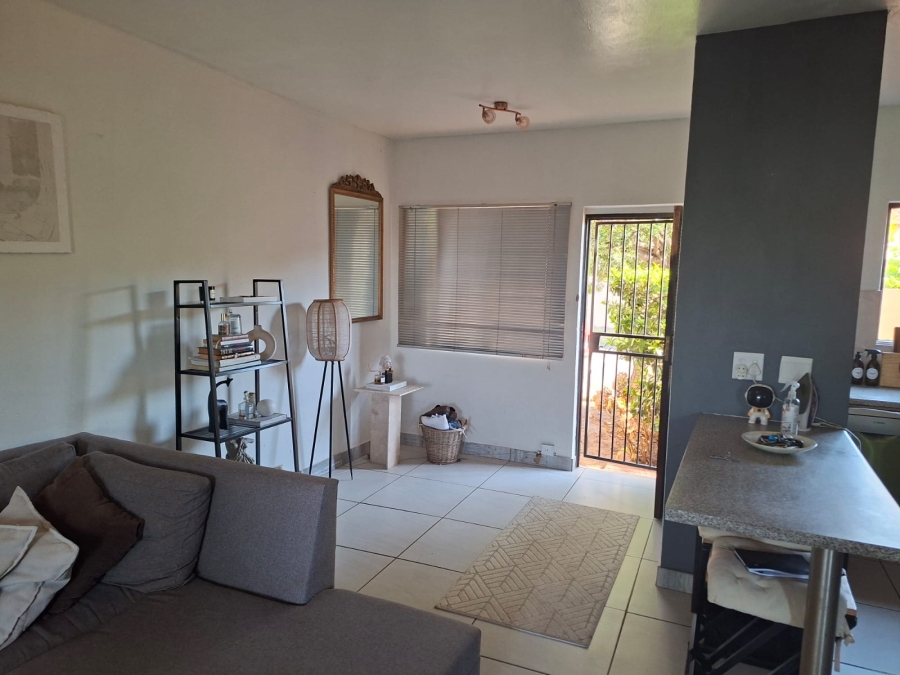 2 Bedroom Property for Sale in Carlswald Gauteng