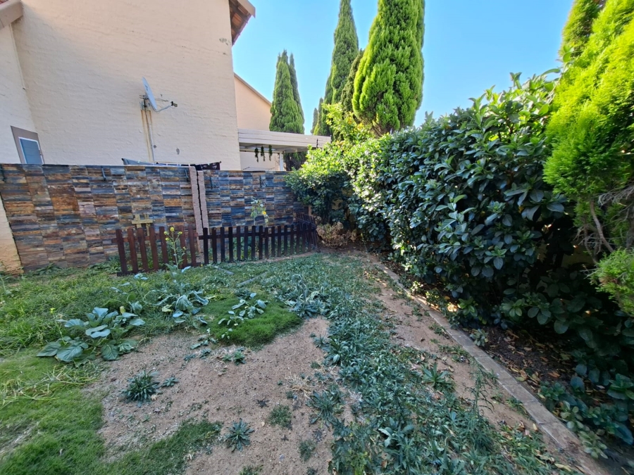 2 Bedroom Property for Sale in Carlswald Gauteng