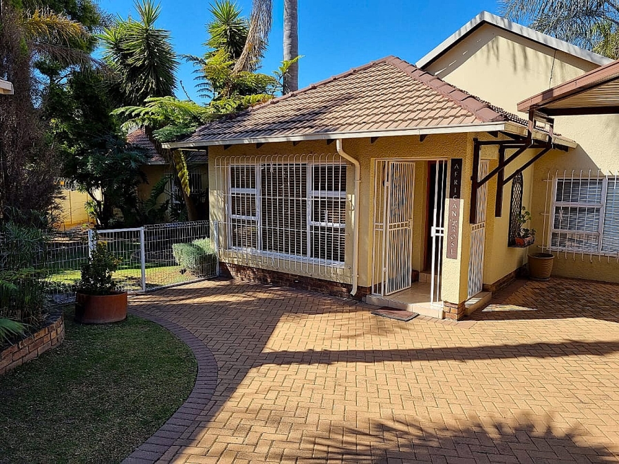 To Let 3 Bedroom Property for Rent in Van Riebeeck Park Gauteng