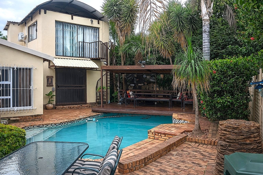 To Let 3 Bedroom Property for Rent in Van Riebeeck Park Gauteng