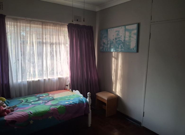 5 Bedroom Property for Sale in Middelvlei A H Gauteng