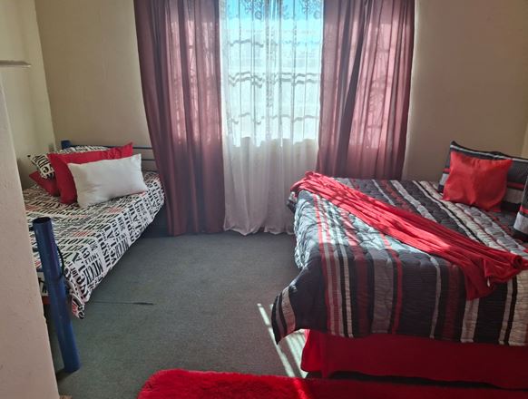 3 Bedroom Property for Sale in Middelvlei A H Gauteng
