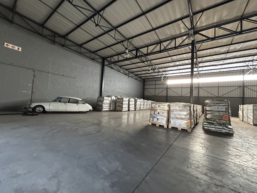 To Let Commercial Property for Rent in Spartan Gauteng