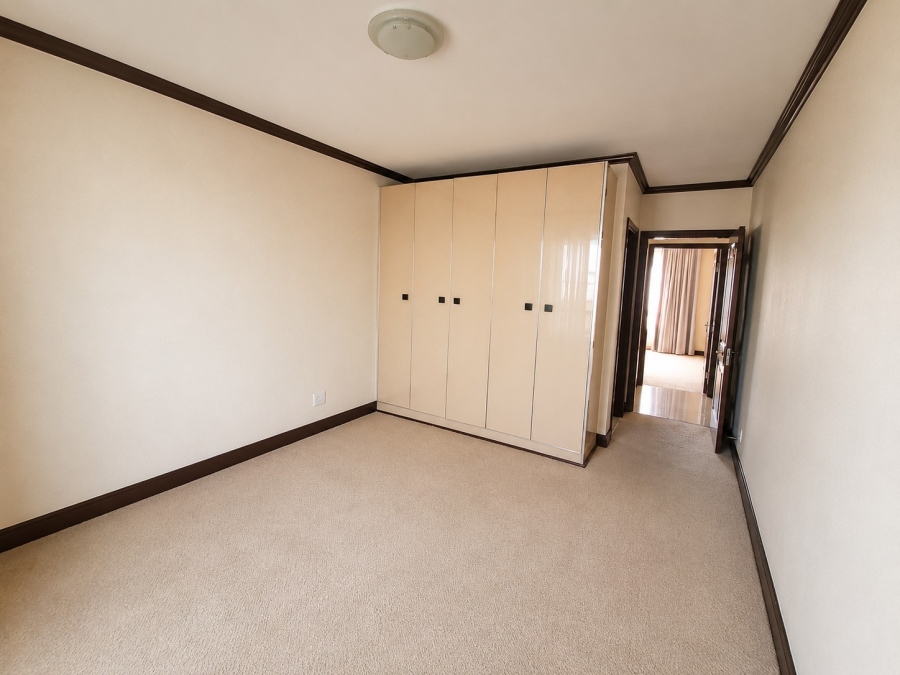 To Let 3 Bedroom Property for Rent in Maroeladal Gauteng