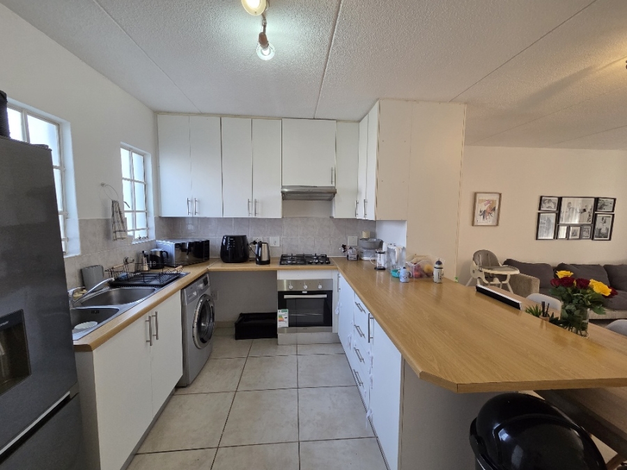 3 Bedroom Property for Sale in Marais Steyn Park Gauteng
