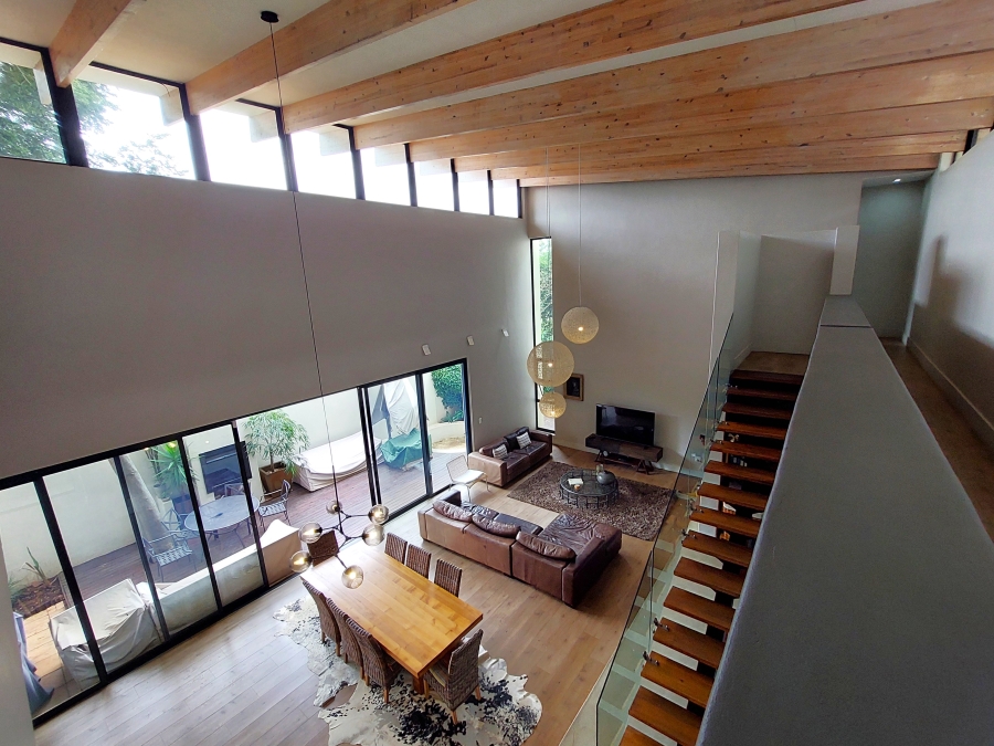 4 Bedroom Property for Sale in Waterkloof Gauteng