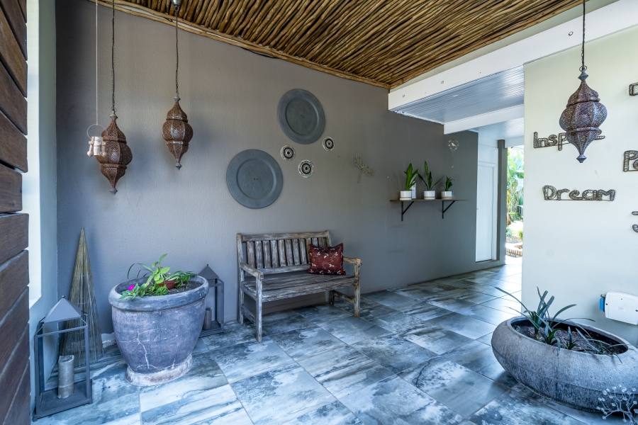 5 Bedroom Property for Sale in Waterkloof Ridge Gauteng