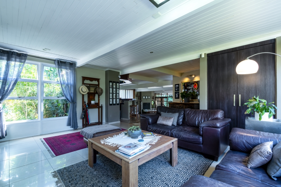 5 Bedroom Property for Sale in Waterkloof Ridge Gauteng