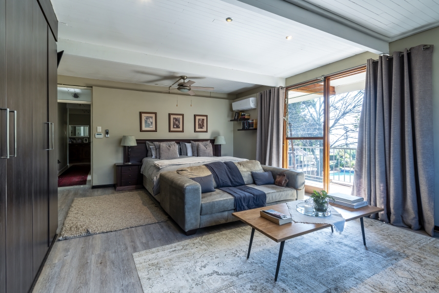 5 Bedroom Property for Sale in Waterkloof Ridge Gauteng