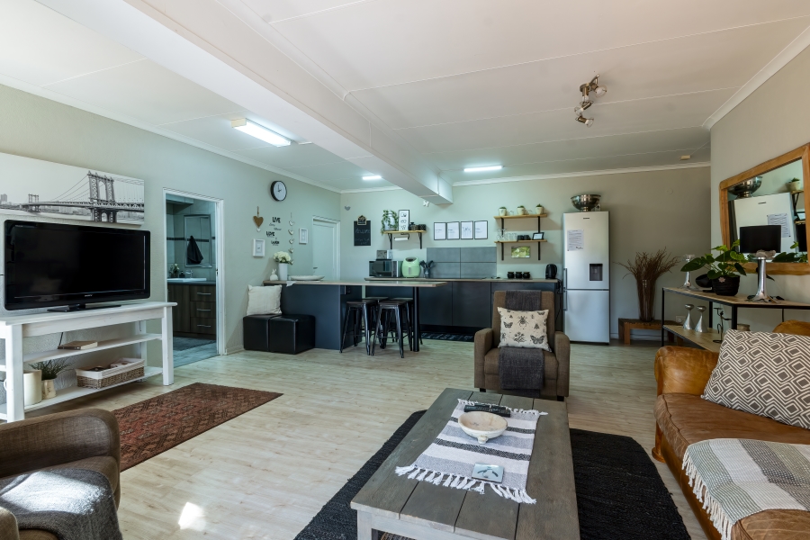 5 Bedroom Property for Sale in Waterkloof Ridge Gauteng