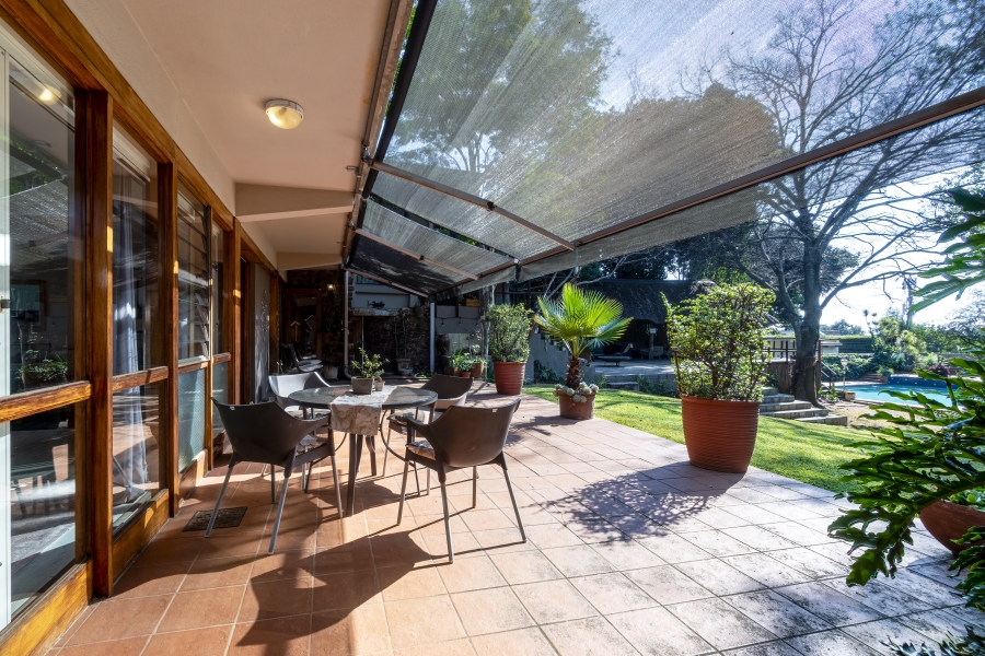 5 Bedroom Property for Sale in Waterkloof Ridge Gauteng