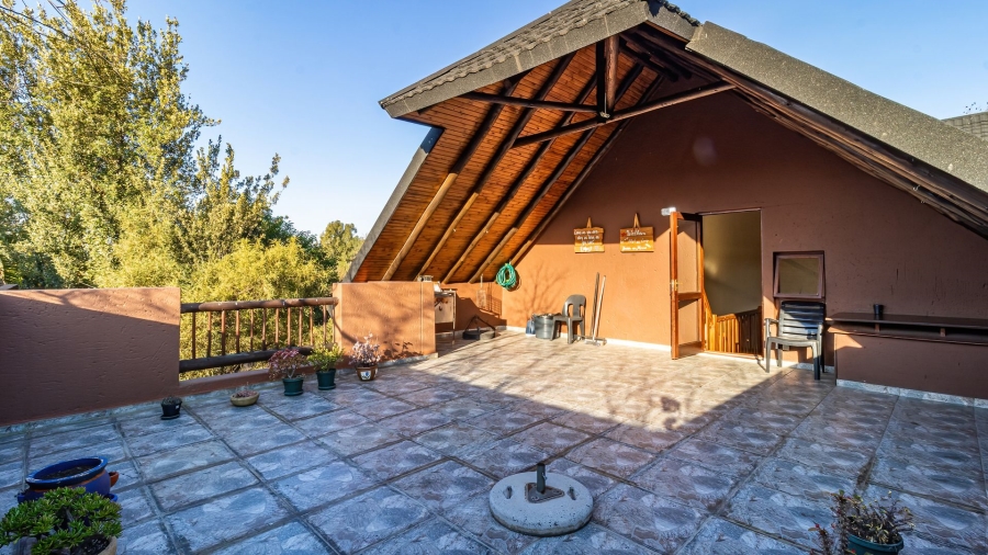 2 Bedroom Property for Sale in Magaliessig Gauteng