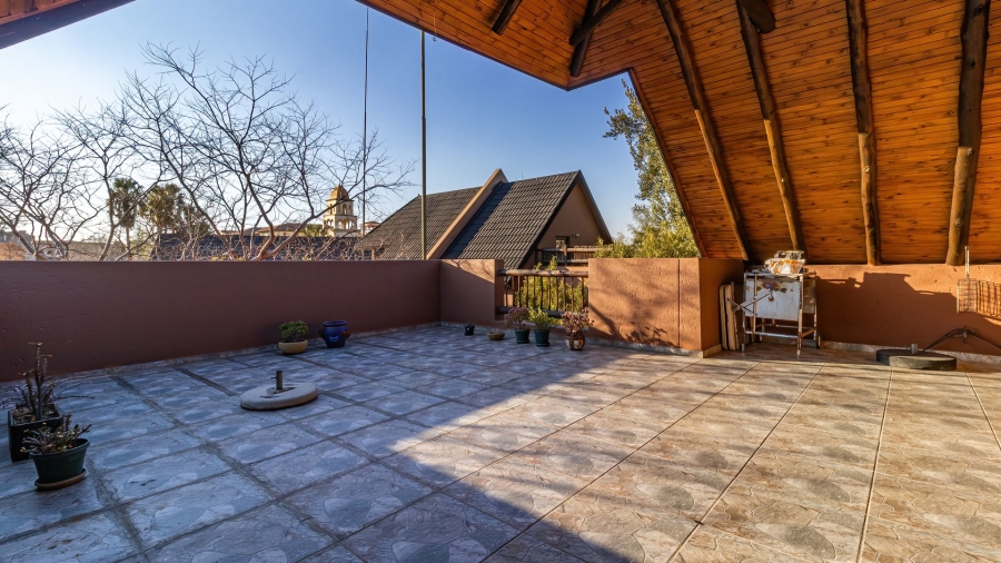 2 Bedroom Property for Sale in Magaliessig Gauteng