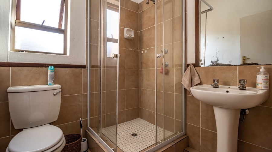 2 Bedroom Property for Sale in Magaliessig Gauteng