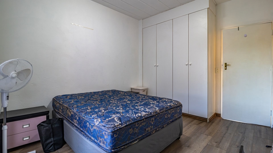 2 Bedroom Property for Sale in Magaliessig Gauteng