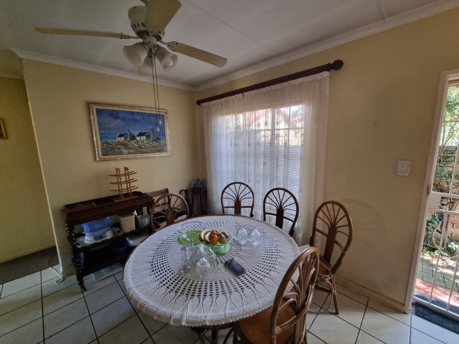 2 Bedroom Property for Sale in Meyerspark Gauteng