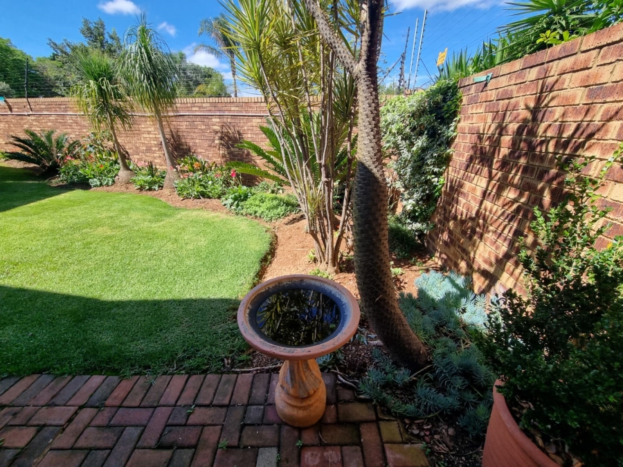 2 Bedroom Property for Sale in Meyerspark Gauteng